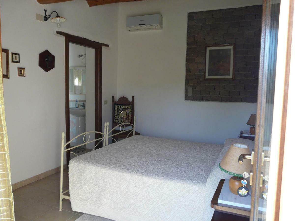 B&B Nurachi Ngoại thất bức ảnh