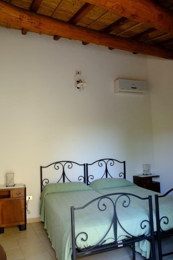 B&B Nurachi Ngoại thất bức ảnh
